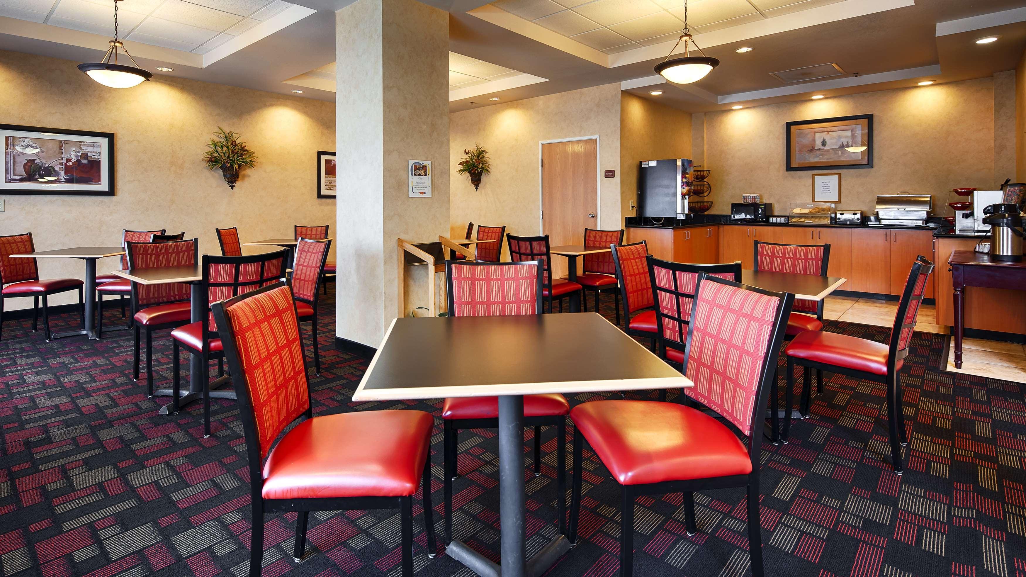 Best Western Windsor Inn And Suites Danville Esterno foto